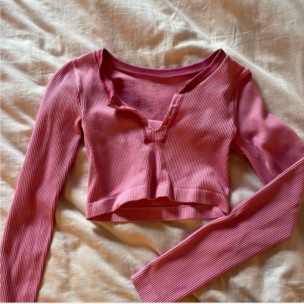 Pink long sleeve (rare) urban top! No rips or stains or tears!